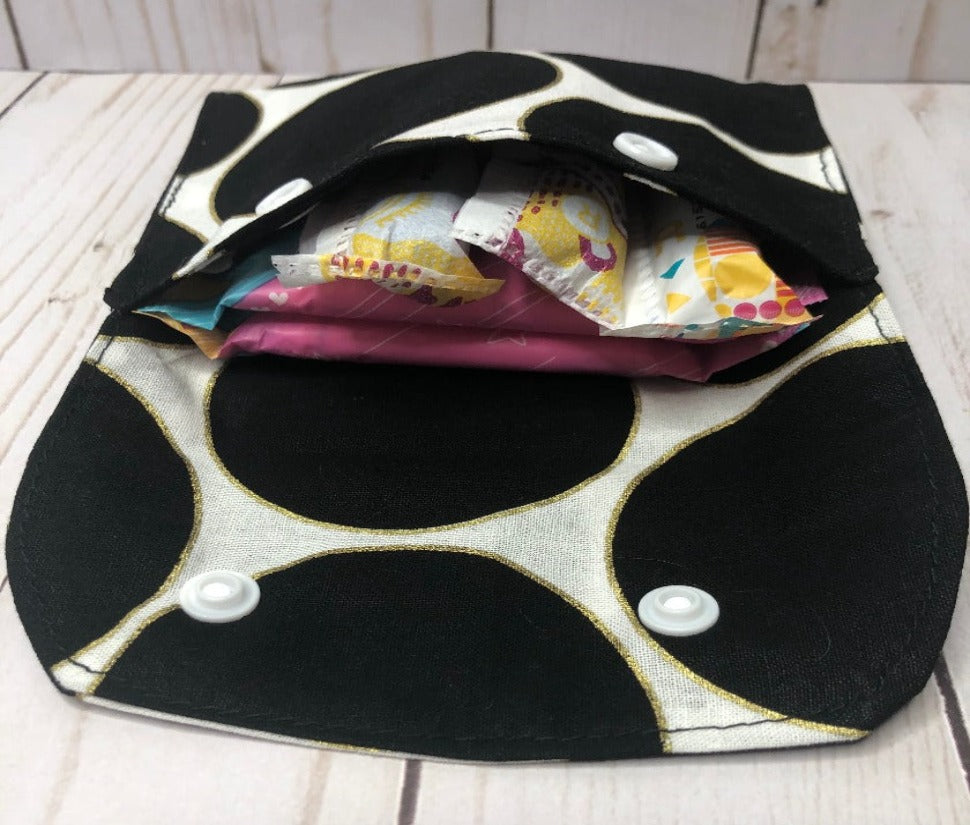 Pad and Tampon Pouch - Black Dots