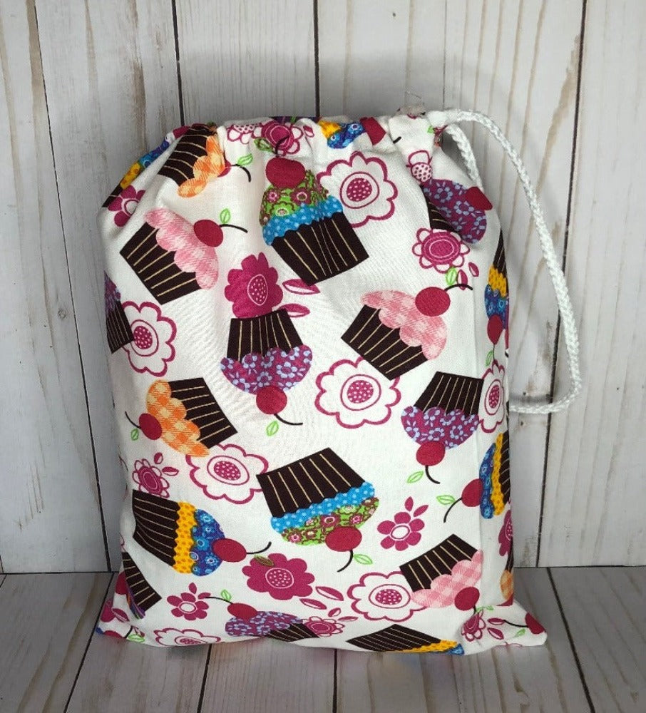 Kids Drawstring Bag - Cup Cakes