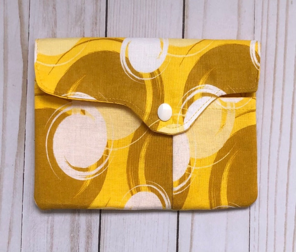 Pad and Tampon Pouch - Mello Yellow