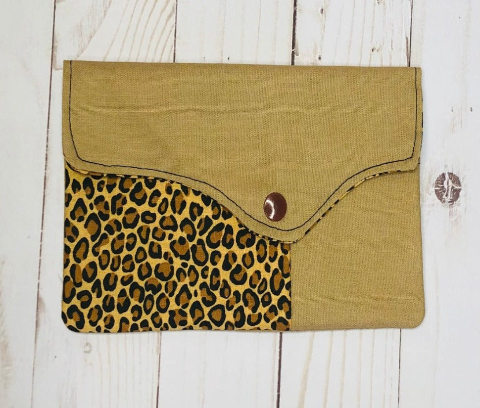 Pad and Tampon Pouch Set- Cheetah Vibes