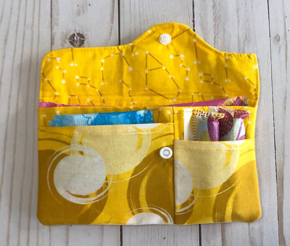 Pad and Tampon Pouch - Mello Yellow