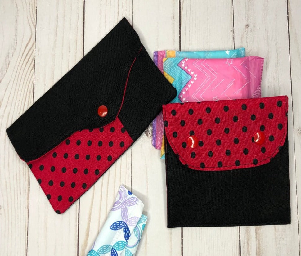 Pad and Tampon Pouch Set - Black Dots