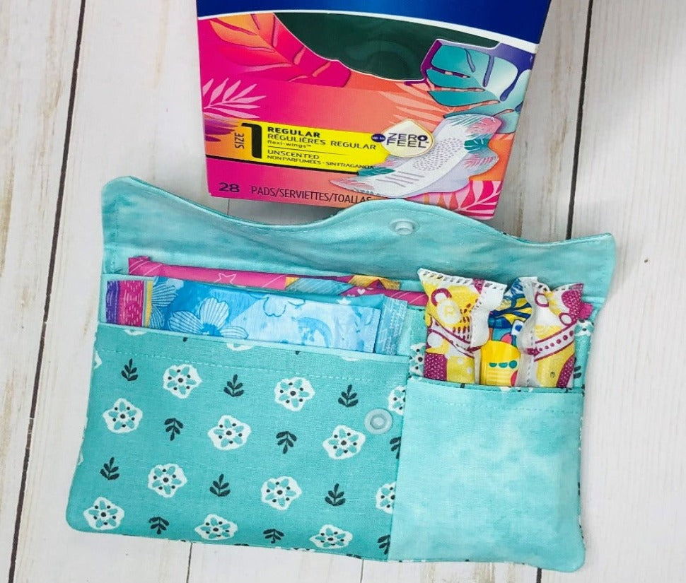 Pad and Tampon Pouch - Blue Lovely