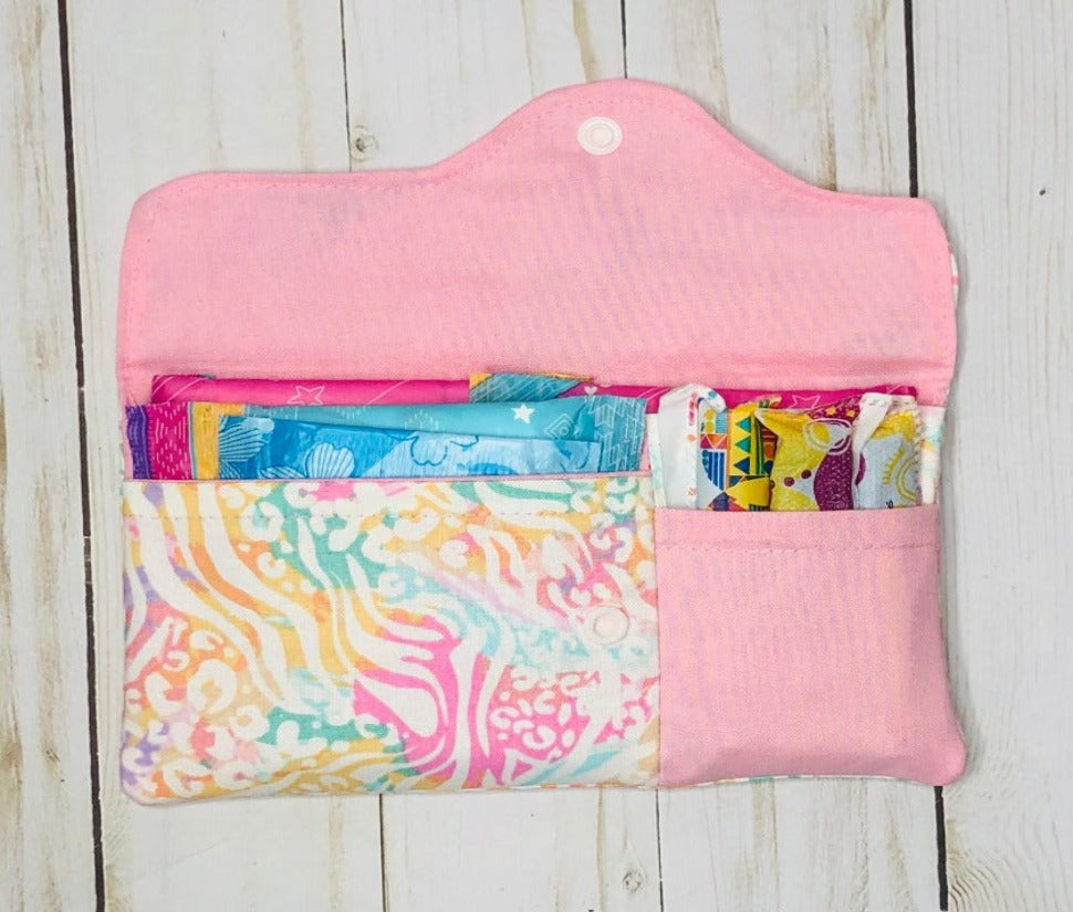 Pad and Tampon Pouch - Pink Love