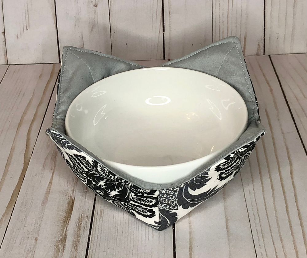 Bowl Cozy - Shades of Black and Gray